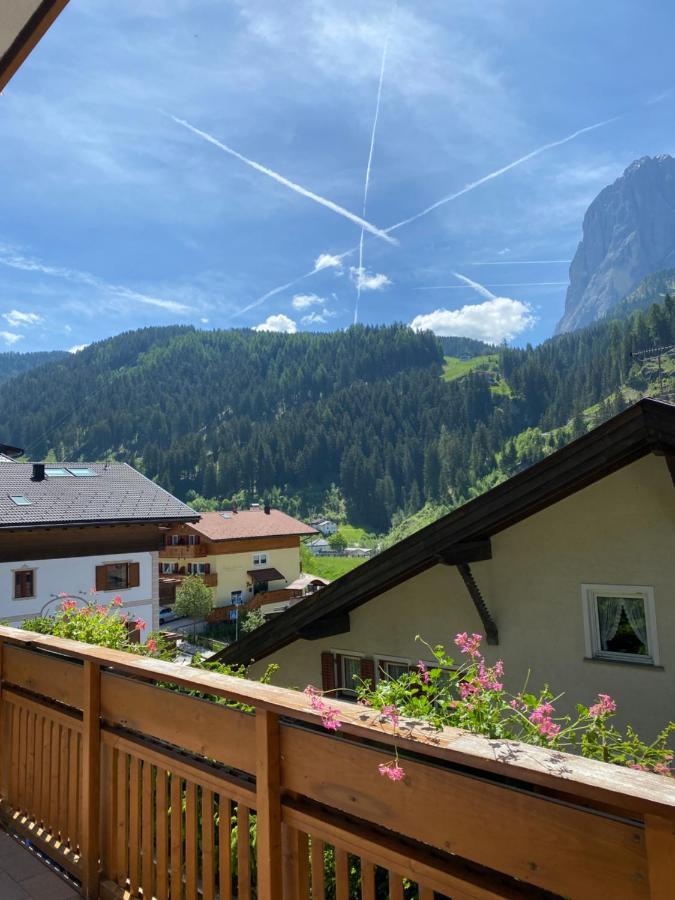 Amalia Apartment Santa Cristina Val Gardena Extérieur photo