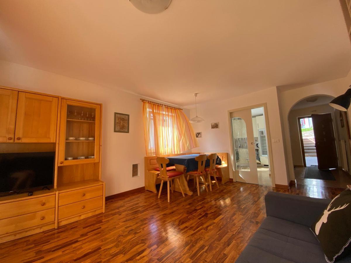 Amalia Apartment Santa Cristina Val Gardena Extérieur photo