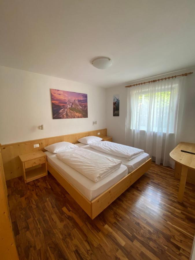 Amalia Apartment Santa Cristina Val Gardena Extérieur photo