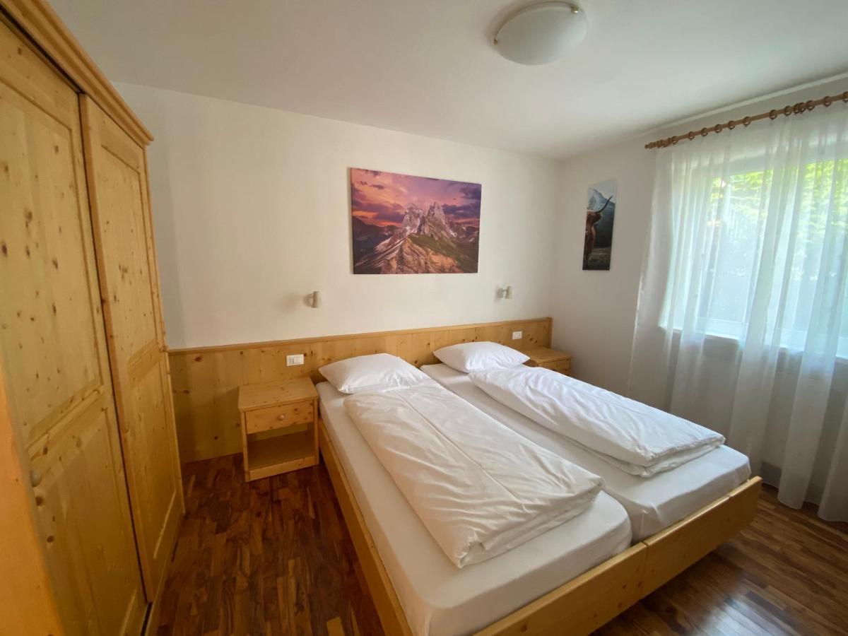 Amalia Apartment Santa Cristina Val Gardena Extérieur photo