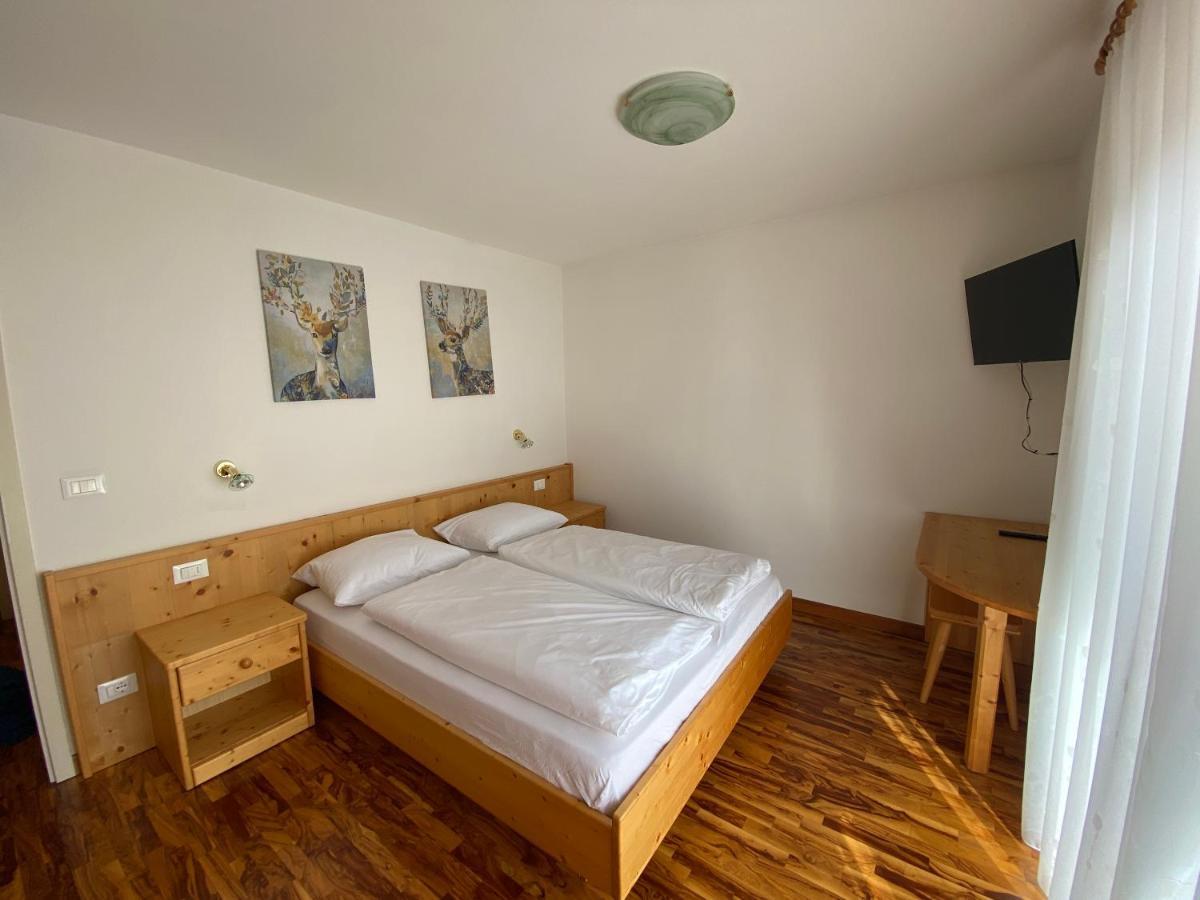 Amalia Apartment Santa Cristina Val Gardena Extérieur photo