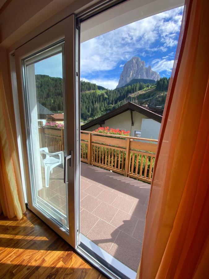 Amalia Apartment Santa Cristina Val Gardena Extérieur photo