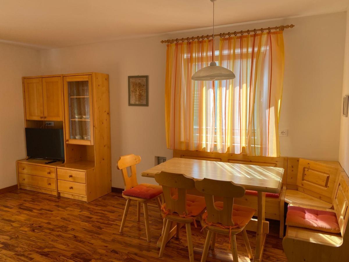 Amalia Apartment Santa Cristina Val Gardena Extérieur photo