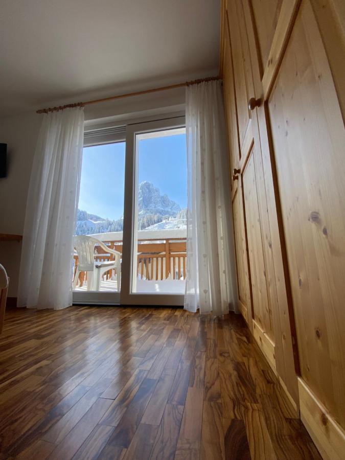 Amalia Apartment Santa Cristina Val Gardena Extérieur photo